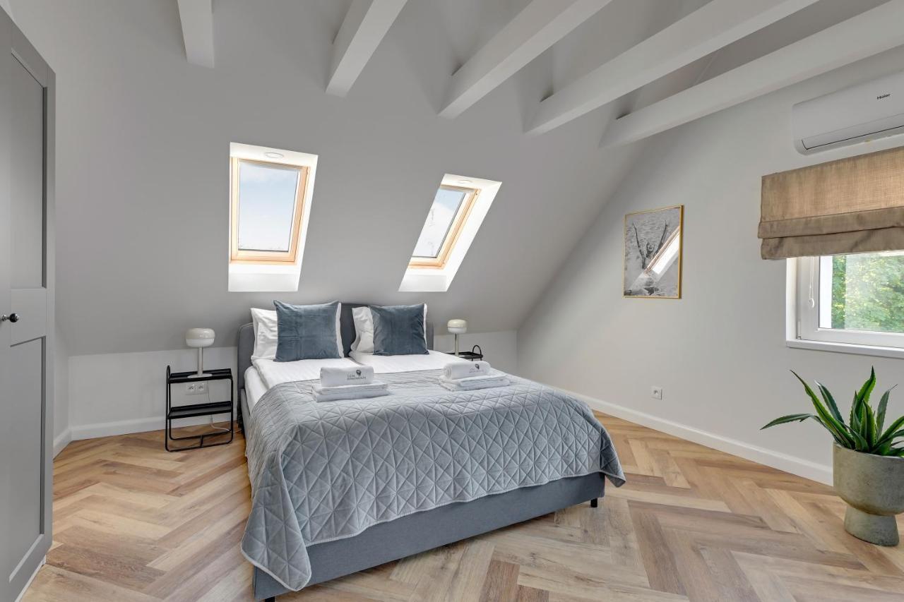 Lion Apartments - Comfy Sopot Family House エクステリア 写真